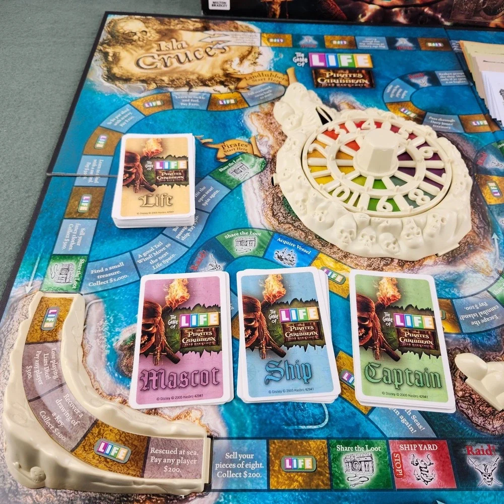 Game of Life: Pirates of the Caribbean Dead Man's Chest Milton Bradley Complete - Picture 2 of 6